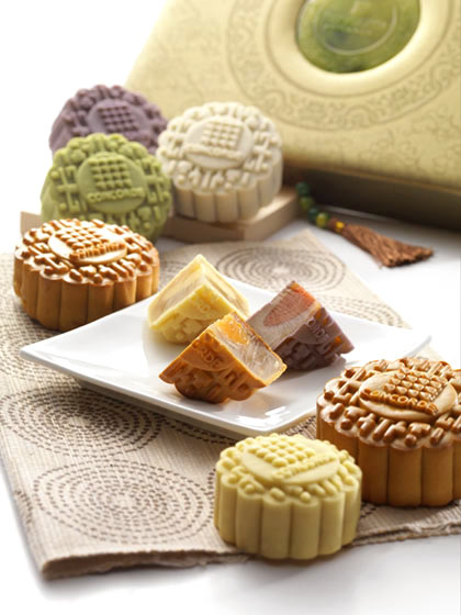 Halal mooncakes from Concorde Hotel, Singapore
