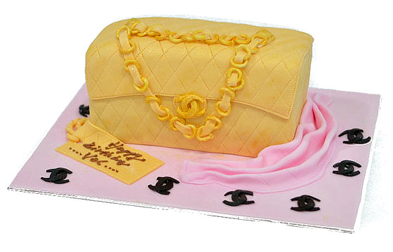 Chanel handbag-shaped cake from Metrocakes, Singapore