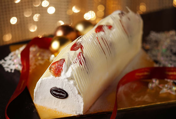 Christmas ice cream log cake from Häagen-Dazs, Singapore