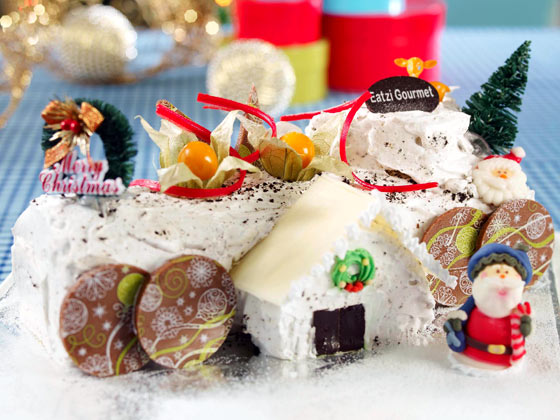 Christmas Oreo cheese log cake from Eatzi Gourmet, Singapore