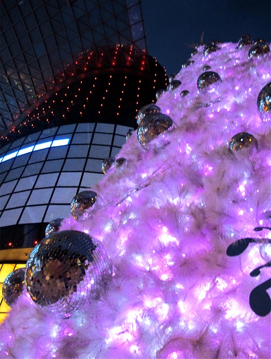 Christmas tree at ION Orchard, Singapore