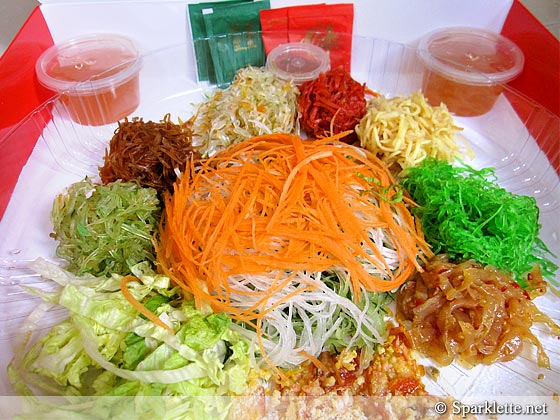 Sakae Sushi Yusheng for Chinese New Year, Singapore