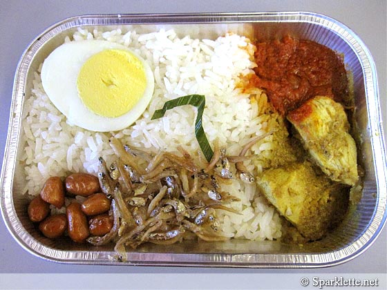AirAsia meals on board – Pak Nasser's nasi lemak