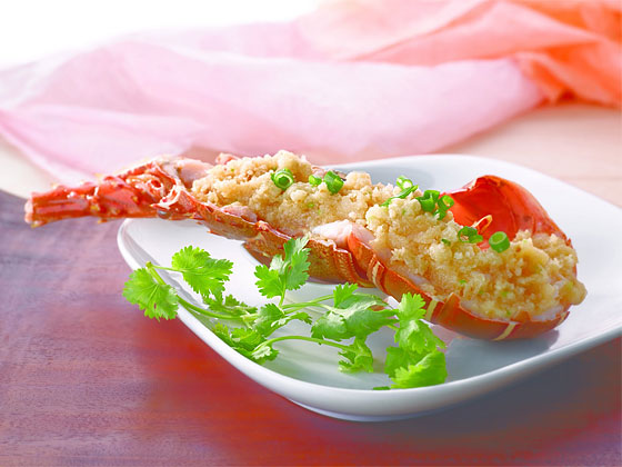 Steamed lobster with minced garlic at Putien Restaurant, Singapore