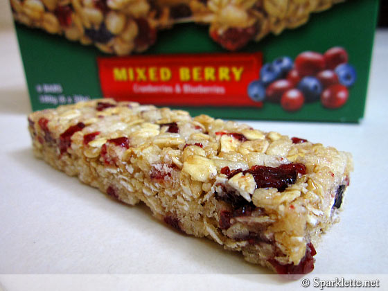 Nature Valley Granola bars in Mixed Berry flavour