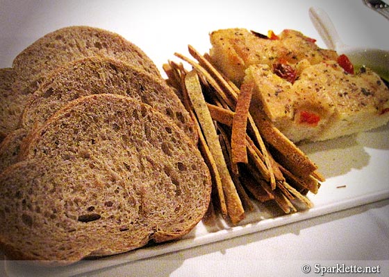 Complimentary bread at OSO Ristorante, Singapore