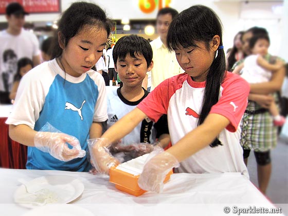 Sushi making workshop for children at Liang Court, Singapore