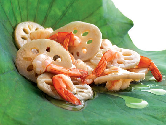 Stir-fried lotus root with prawn