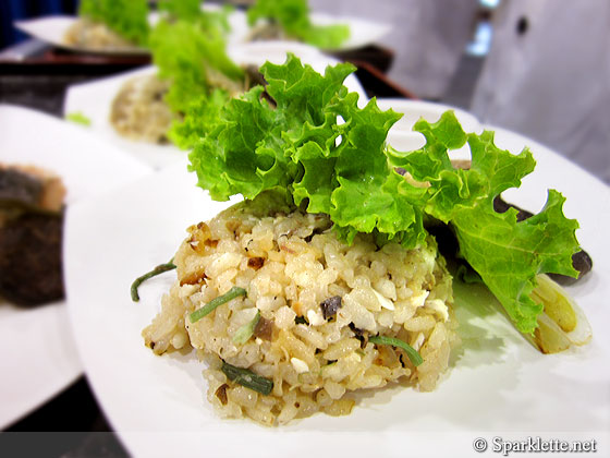 Amberjack claypot rice