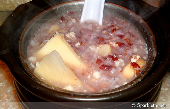 Dried scallops brown rice porridge with Huai Shan