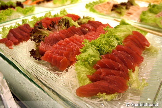 Maguro (tuna) sashimi