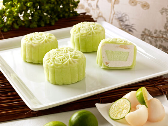 Lychee with lime marshmallow mooncakes from Goodwood Park Hotel, Singapore