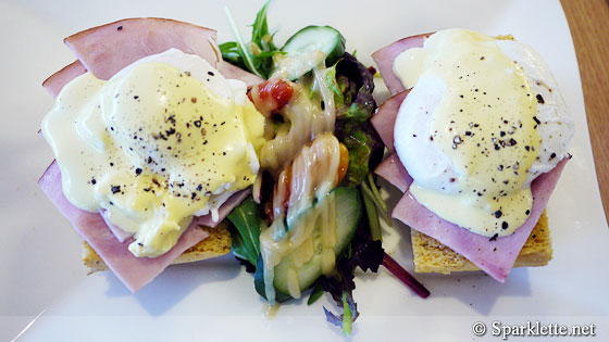 Eggs Benedict