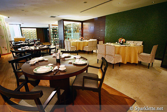 Jia Wei Chinese Restaurant at Grand Mecure Roxy Hotel, Singapore