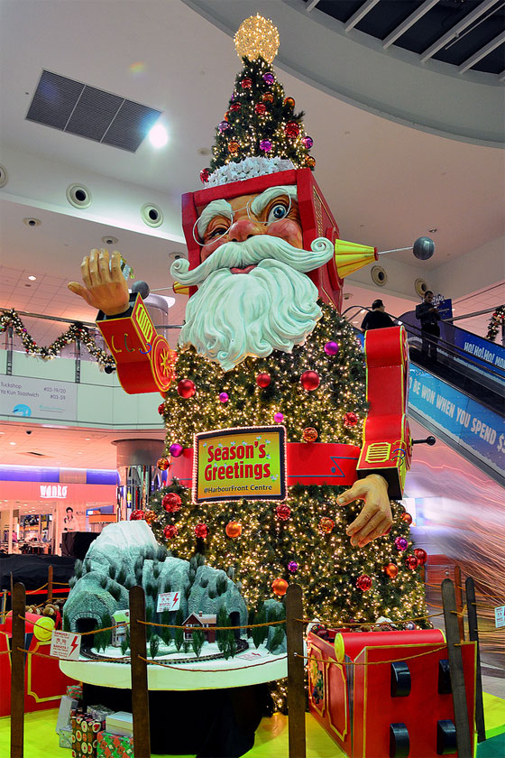 Christmas tree at Harbourfront Centre, Singapore