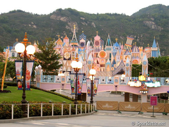 Hong Kong Disneyland - It's a Small World