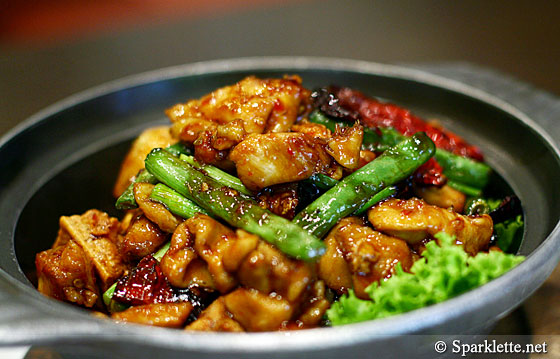Spicy chicken hot pot rice