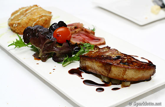 Foie gras, seared tuna loin and crab cake