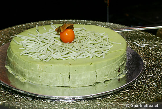 Green tea cheesecake