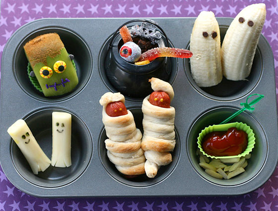 Halloween muffin tin lunch