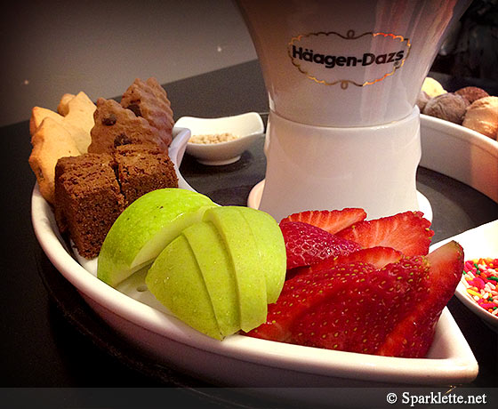 Häagen-Dazs Christmas chocolate fondue