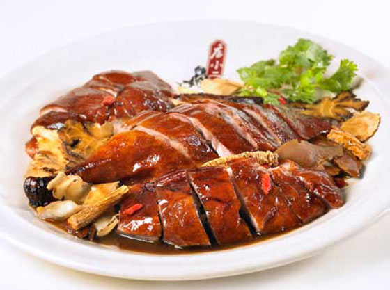 Duck roasted with Ten Wonder herbs