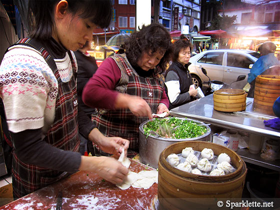 Making xiao long bao