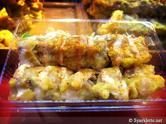 Scallion chicken roll at Luodong Night Market, Yilan, Taiwan