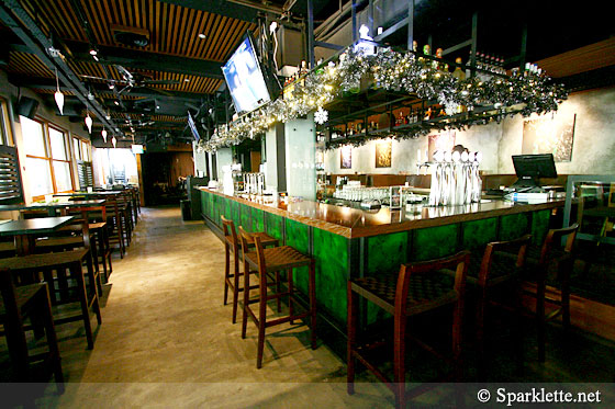 Fern & Kiwi Bar and Eatery at Clarke Quay, Singapore