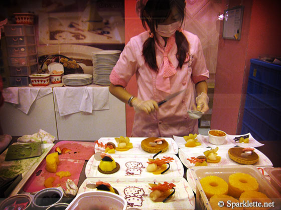 Hello Kitty Sweets Cafe in Taipei, Taiwan