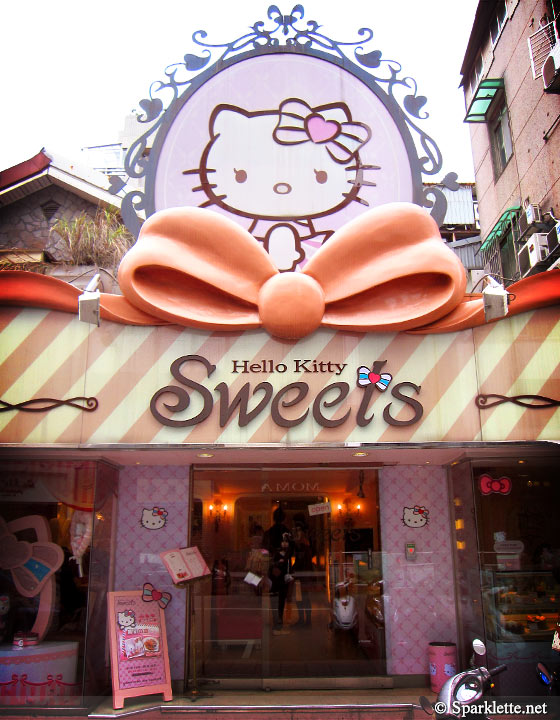 Hello Kitty Cafe @ Taipei, Zhongxiao Fuxing