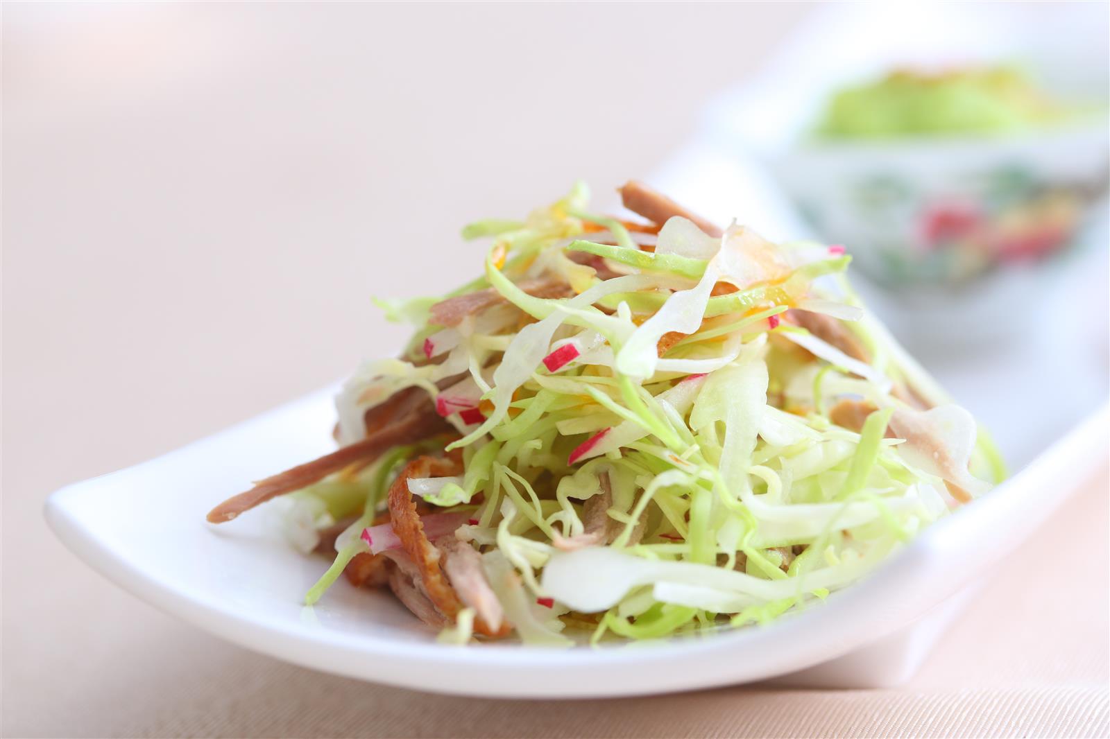 Shredded duck meat with cabbages