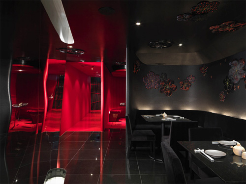 Red & black design of Sho-U restaurant