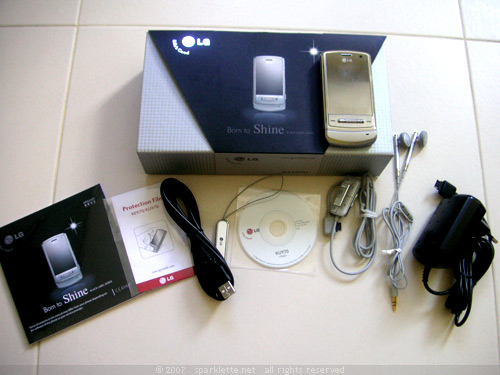 LG Shine 3G mobile phone