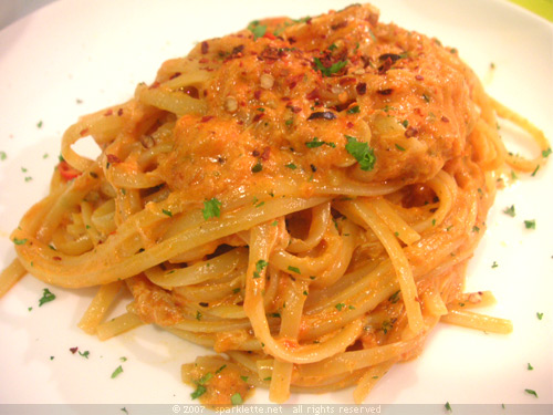 Crab meat linguini with chilli tomato cream