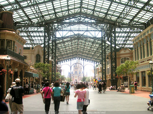 World Bazaar, Disneyland
