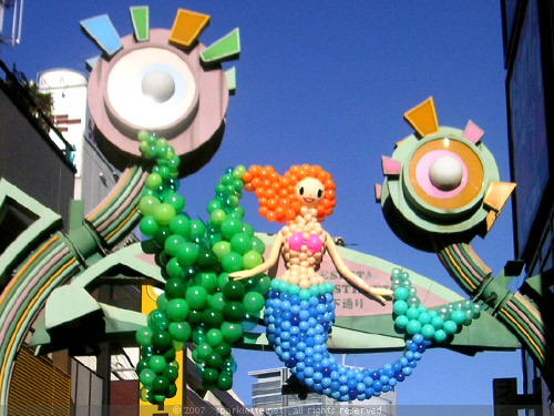 Mermaid made out of balloons