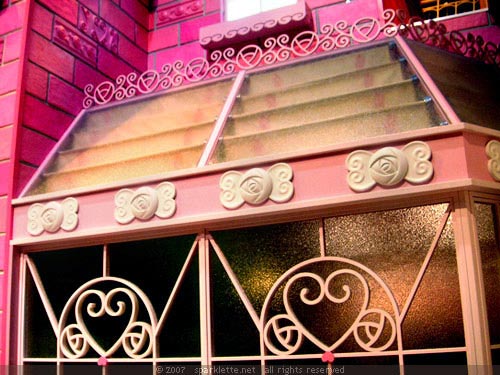 Windows of Hello Kitty's house