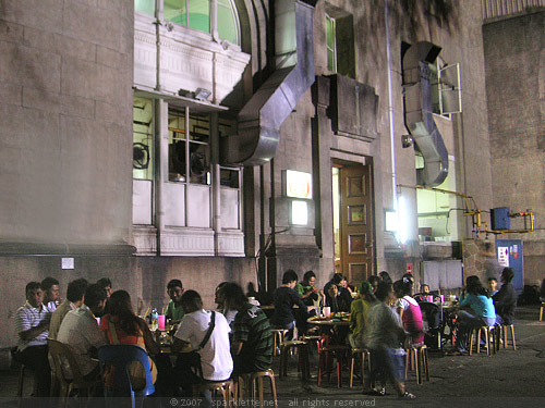 Outdoor dining at Tanjong Pagar Railway Station