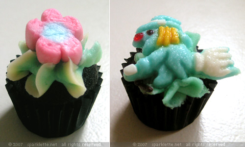 Flower and witch-shaped mini cupcakes