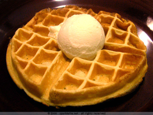 Waffle with choice of gelato