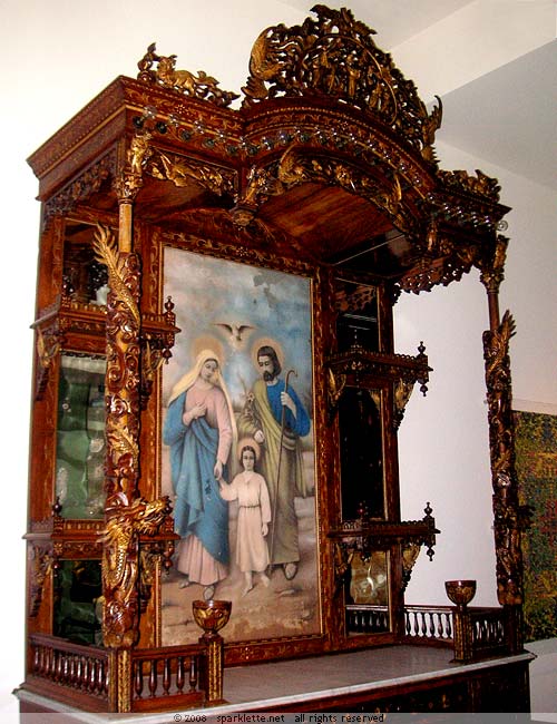 Catholic altar
