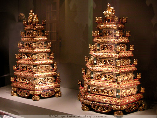 Pagoda trays