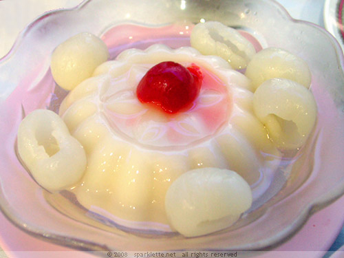 Almond Jelly & Longan