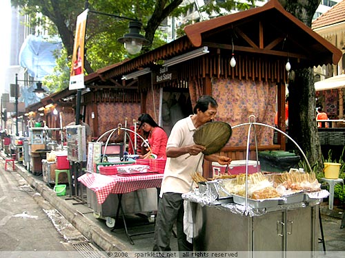 Lau Pa Sat satay street