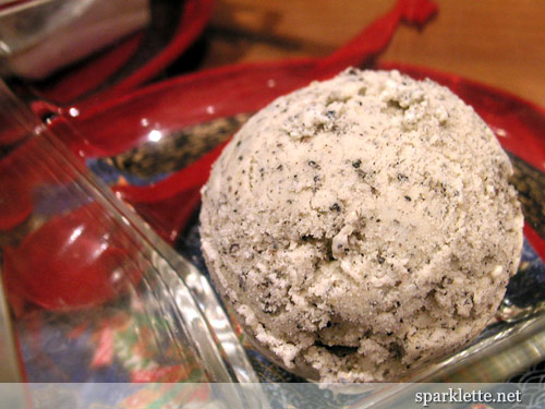 Goma (Black sesame) ice cream