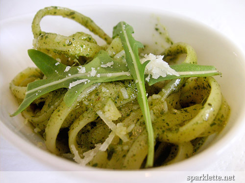 Linguine Laksa-leaf Pesto