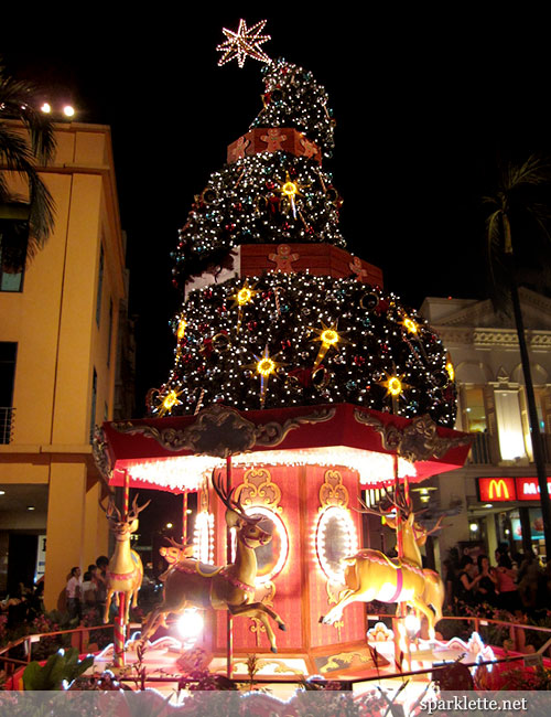 Christmas tree at Bugis Junction at night