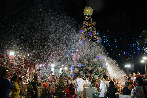 It's snowing at Tanglin Mall