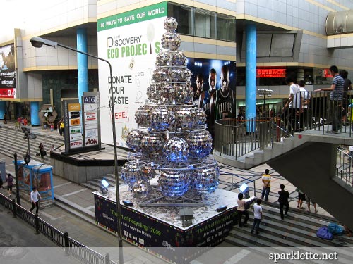 Christmas tree between Siam Discovery & Siam Center, Bangkok